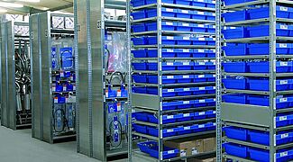 Rayonnage à tablettes de OHRA