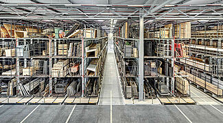 Rayonnage cantilever mobile